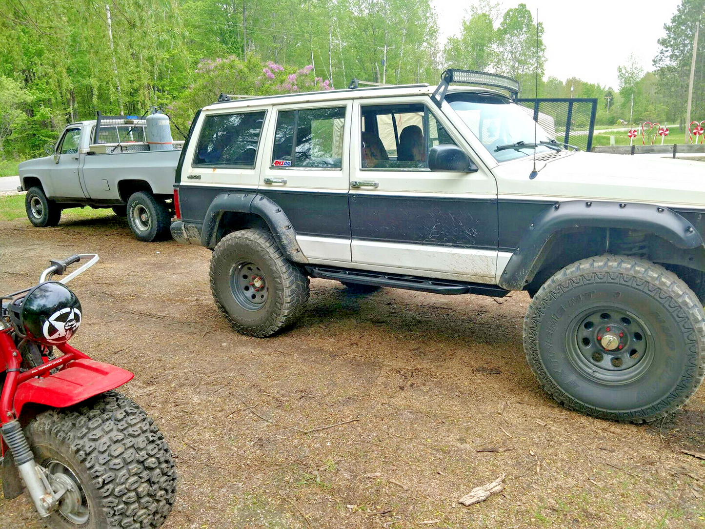 Cherokee XJ Rocker Guards with Tube Step, Rock Rails, Sliders, Armor, Nerf Bars