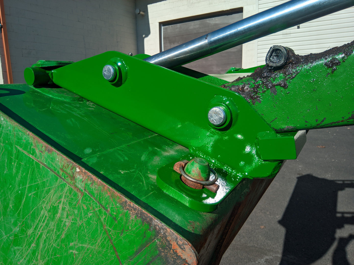Hook and Pin Adapter Bracket fits John Deere 80 Loader